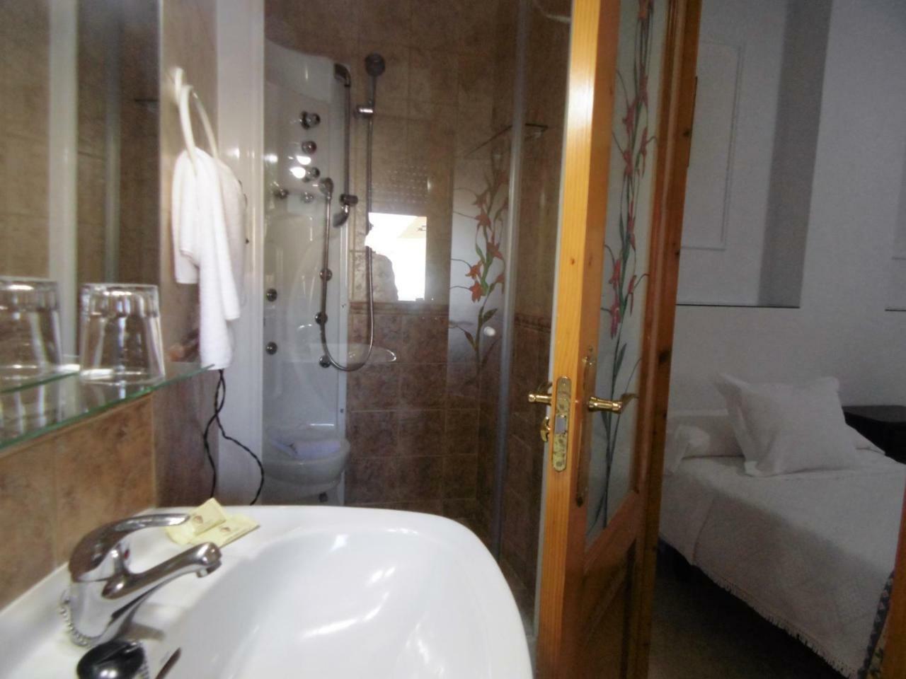 Apartamentos Turisticos Casa Soto 바이오나 외부 사진