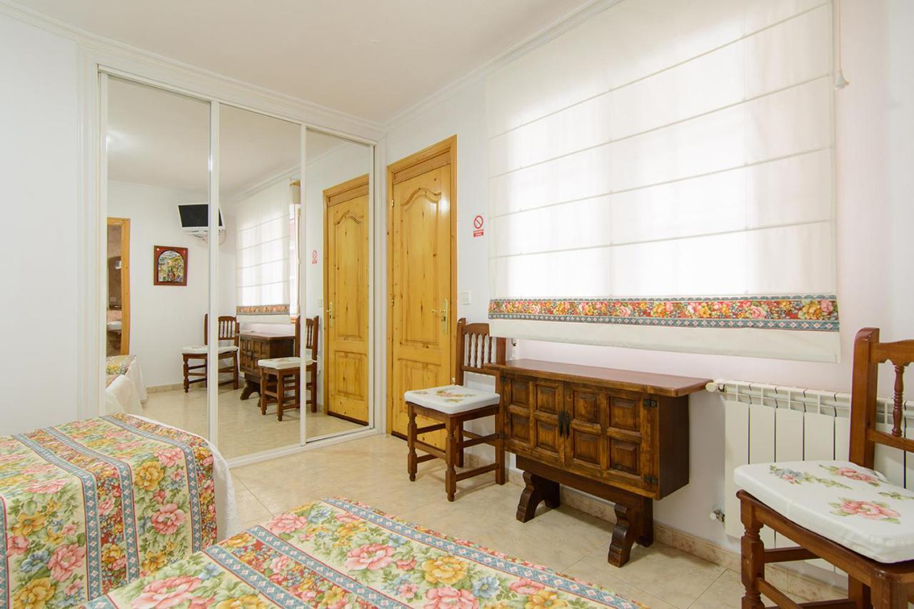 Apartamentos Turisticos Casa Soto 바이오나 외부 사진