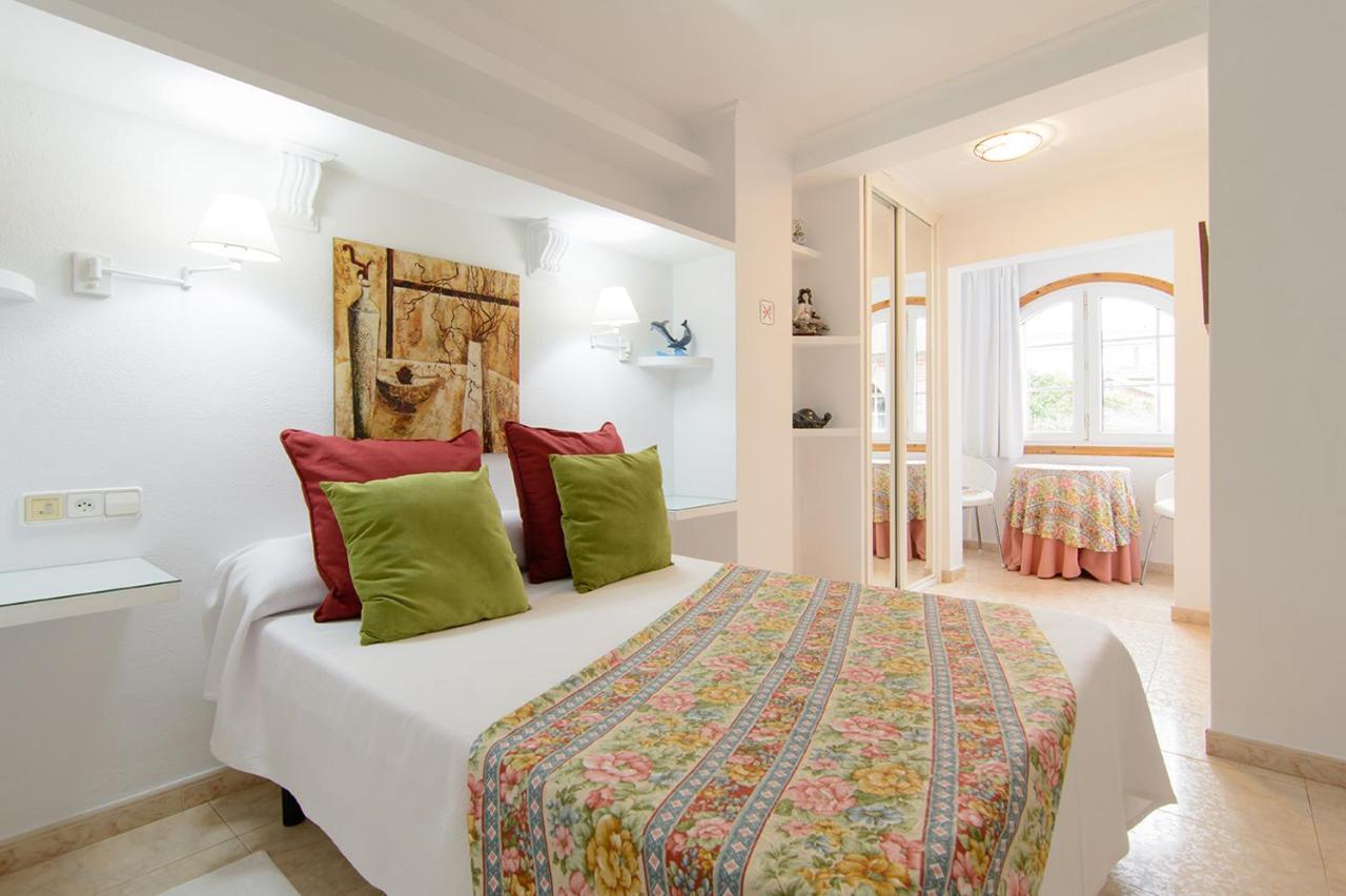 Apartamentos Turisticos Casa Soto 바이오나 외부 사진