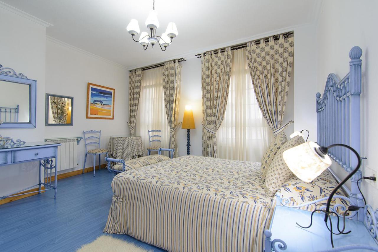 Apartamentos Turisticos Casa Soto 바이오나 외부 사진