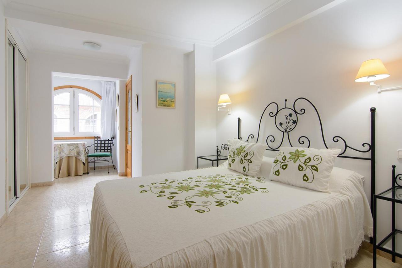 Apartamentos Turisticos Casa Soto 바이오나 외부 사진